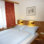 Haus Bickel شقة
